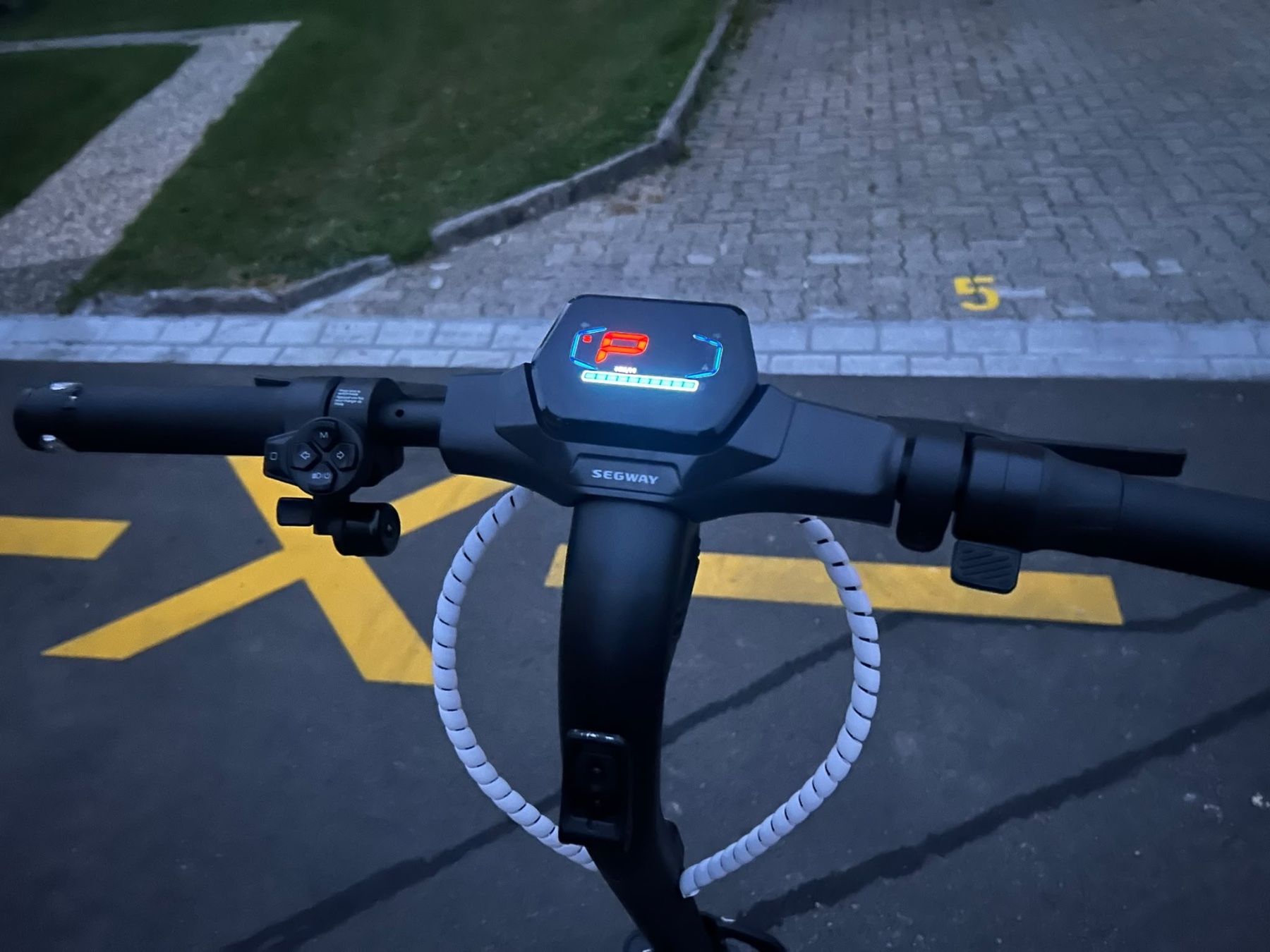 Scooters: Segway E-Trotti mit Garantie – Gebraucht aus Winterthur von bar_6lpr 4