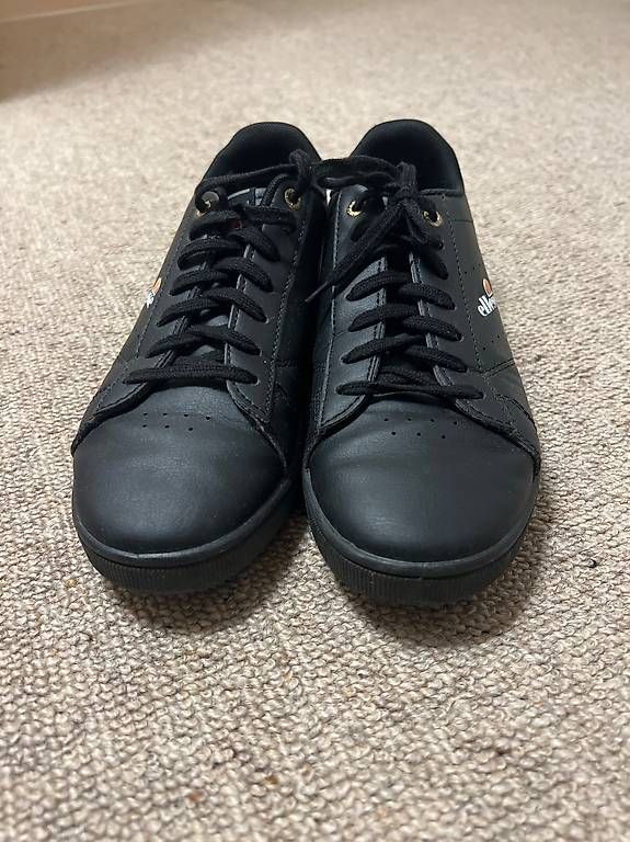 Scarpe da uomo: ellesse sneakers – Usato da Wattwil venduto da ale_k72l