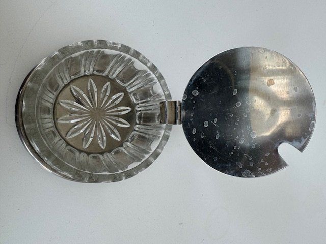 Cucine complete: PORTA FORMAGGIO CRISTALLO ARGENTATA ANNI 70 – Nuovo (secondo la descrizione) da Davesco-Soragno venduto da kappas