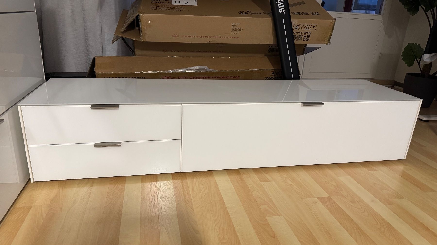 Mobili TV: TV Möbel + Sideboard – Usato da Kaiseraugst venduto da tuni90