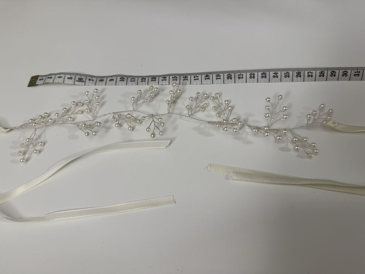 Haarschmuck: Haarschmuck (silberfarben mit Kunstperlen) – Neu (gemäss Beschreibung) aus Dietwil von Steinetritt 2