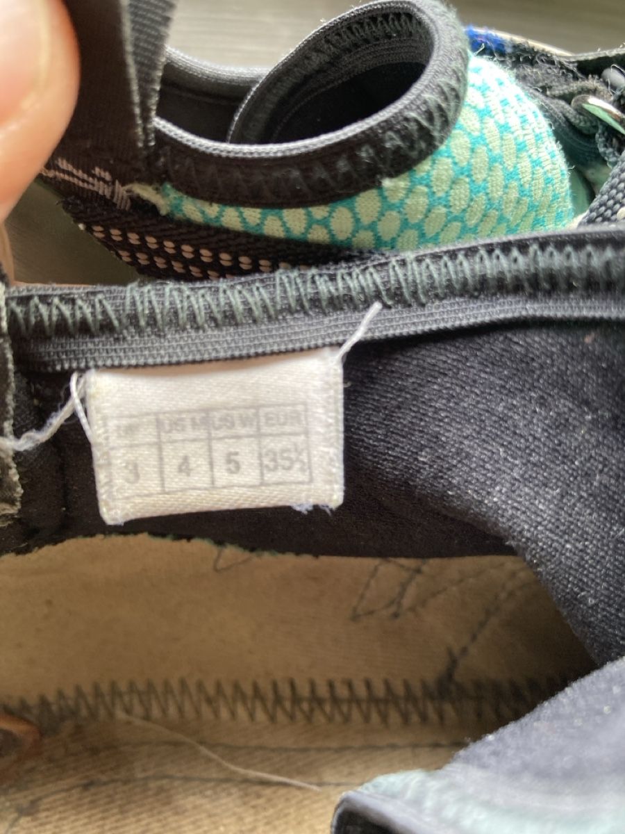 Chaussures garçon: Kletterinnen – D'occasion à Spiez par Mardo 3