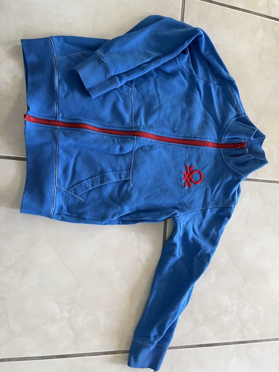 Benetton Vestes & Manteaux: Benetton Jacke Gr. 130 – D'occasion à Wallisellen par Kaktus8304