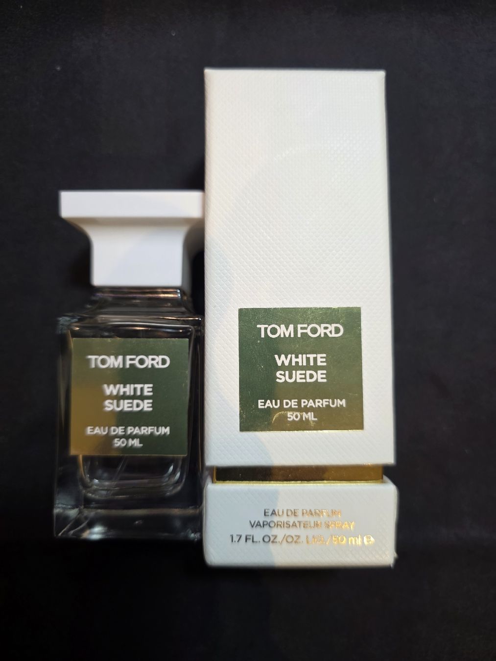 Tom Ford Profumi & Eau de Toilette: TOM FORD White Suede Eau de Parfum 50ml Fast voll Batch:A90 – Usato da Hägendorf venduto da bue_58km