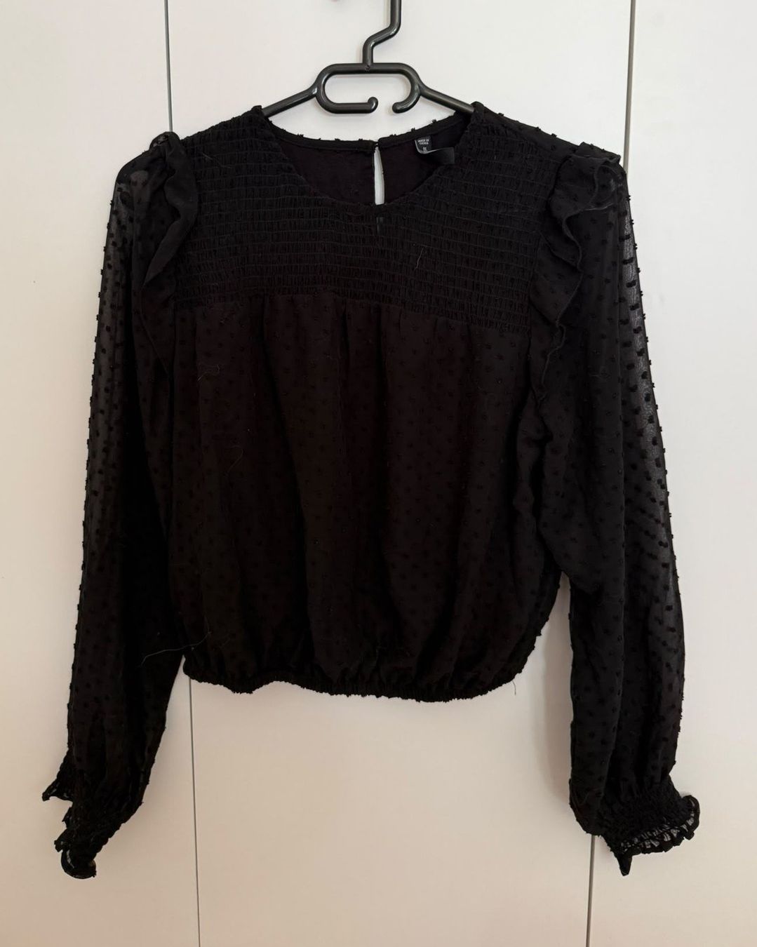 Camicette: Schwarze Bluse mit Punktemuster Gr. S – Nuovo (secondo la descrizione) da Fällanden venduto da ala_k7vk