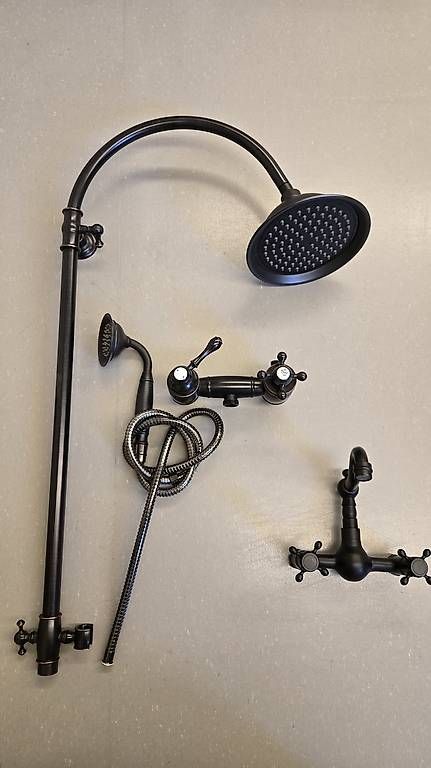 Rubinetteria: Ensemble robinetterie vintage  – Usato da La Chaux-de-Fonds venduto da tho_5cw6