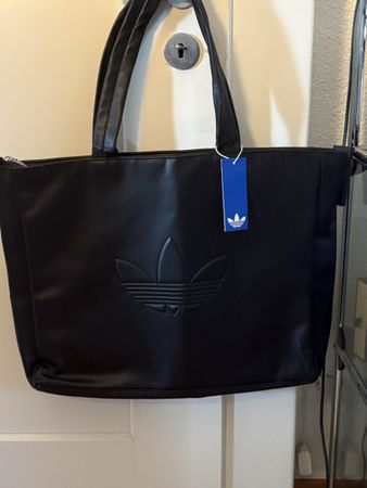 Adidas trefoil Tasche < neu