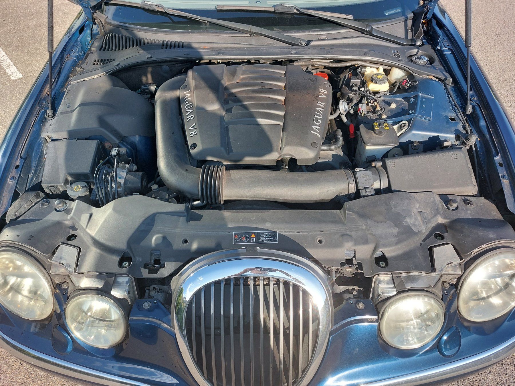 Jaguar Automobili: Jaguar S-Type V8 Limousine blau – Usato da Biel/Bienne venduto da HugoR02 2