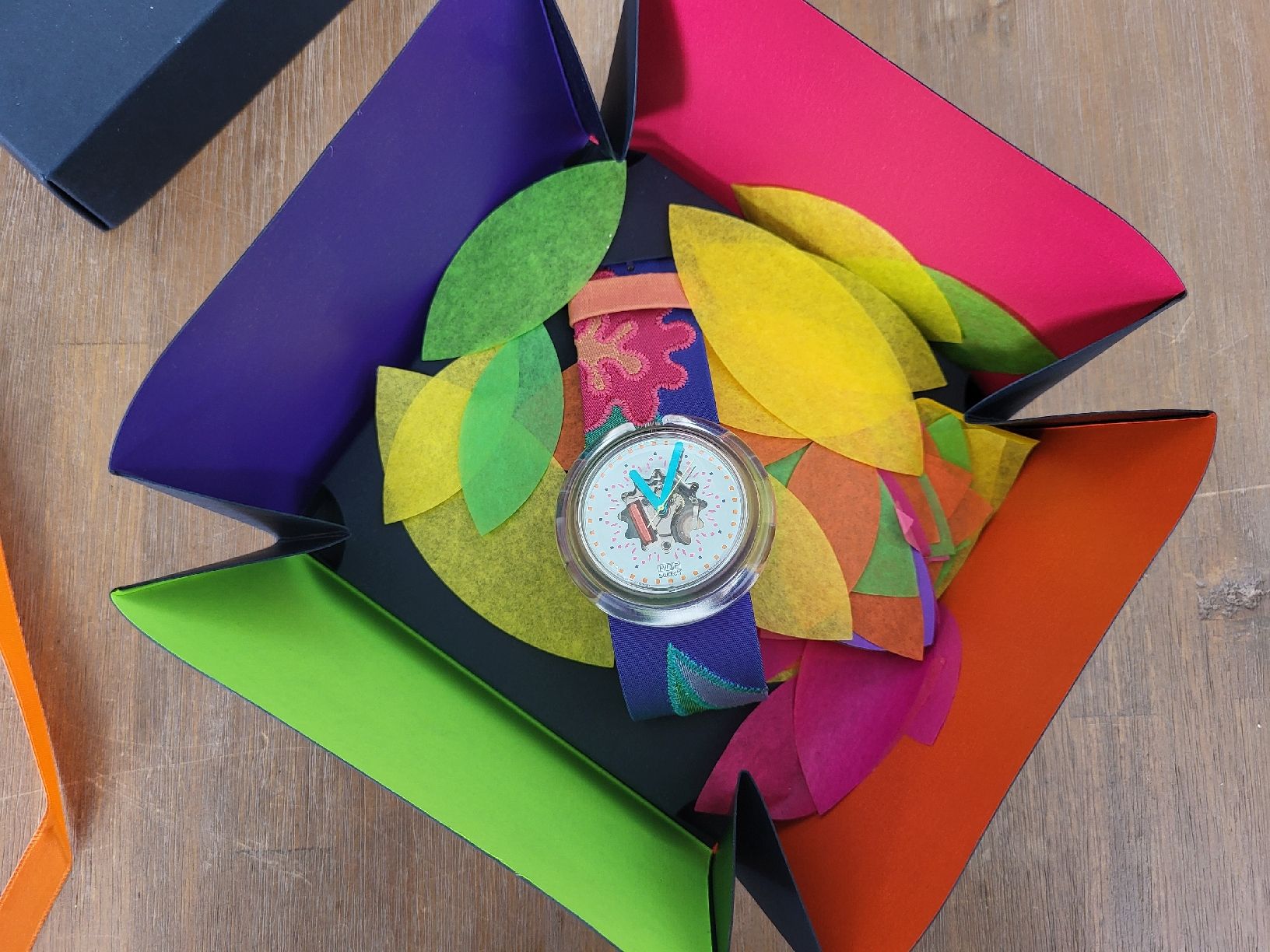 Swatch Orologi: POP SWATCH PWZ103 VERUSHKA NEU – Nuovo e nell'imballaggio originale da Lommiswil venduto da Fridu_C 1