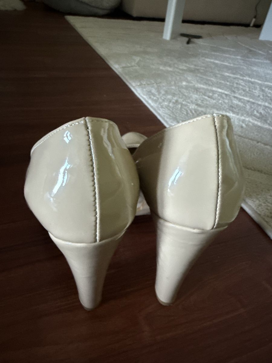 Scarpe da donna: Pumps 37 – Usato da Luzern venduto da chevy7779 2