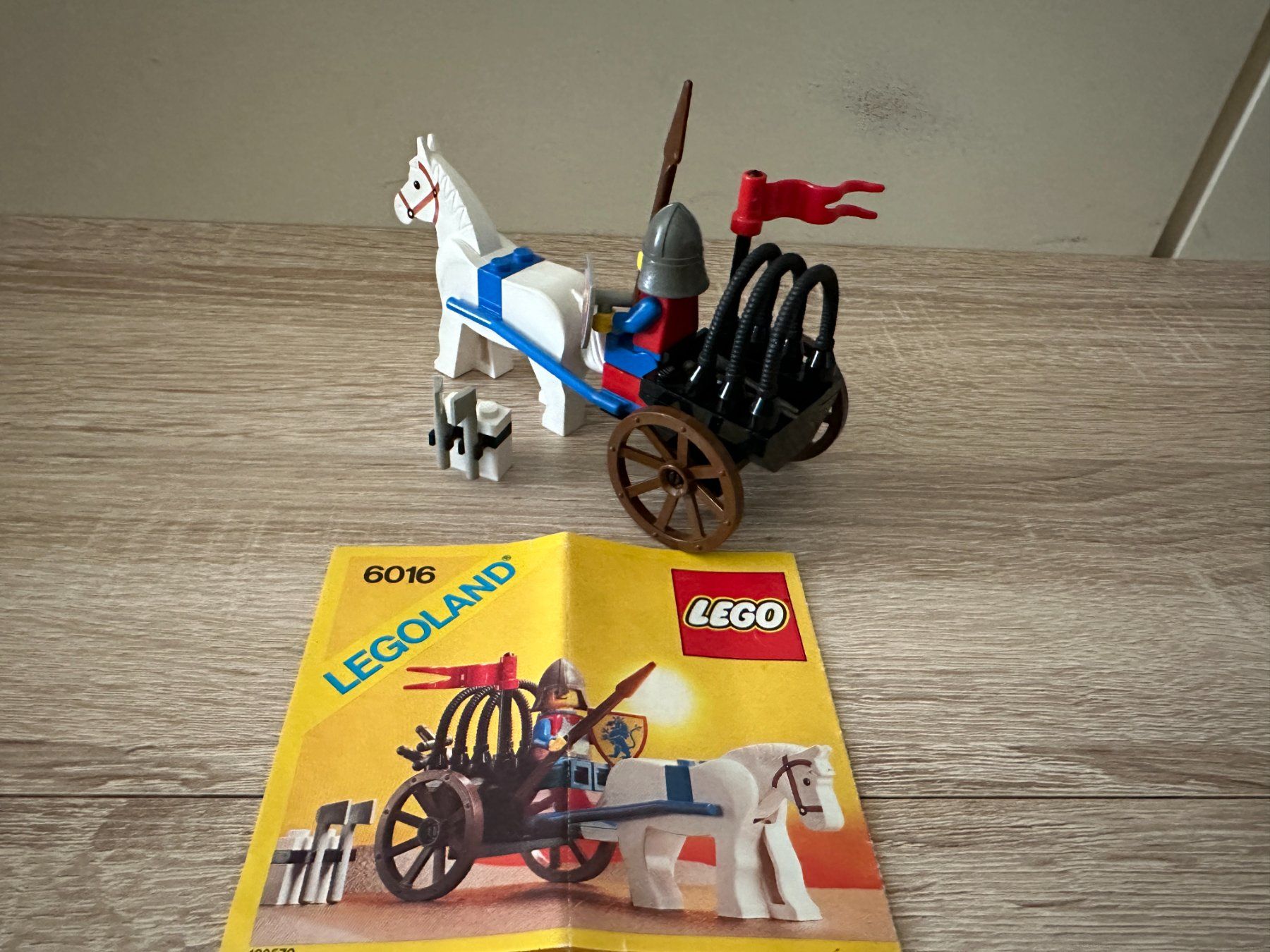Lego Baukästen: LEGO Ritter 6016 Knights' Arsenal – Gebraucht aus Basel von Don-Angel 1