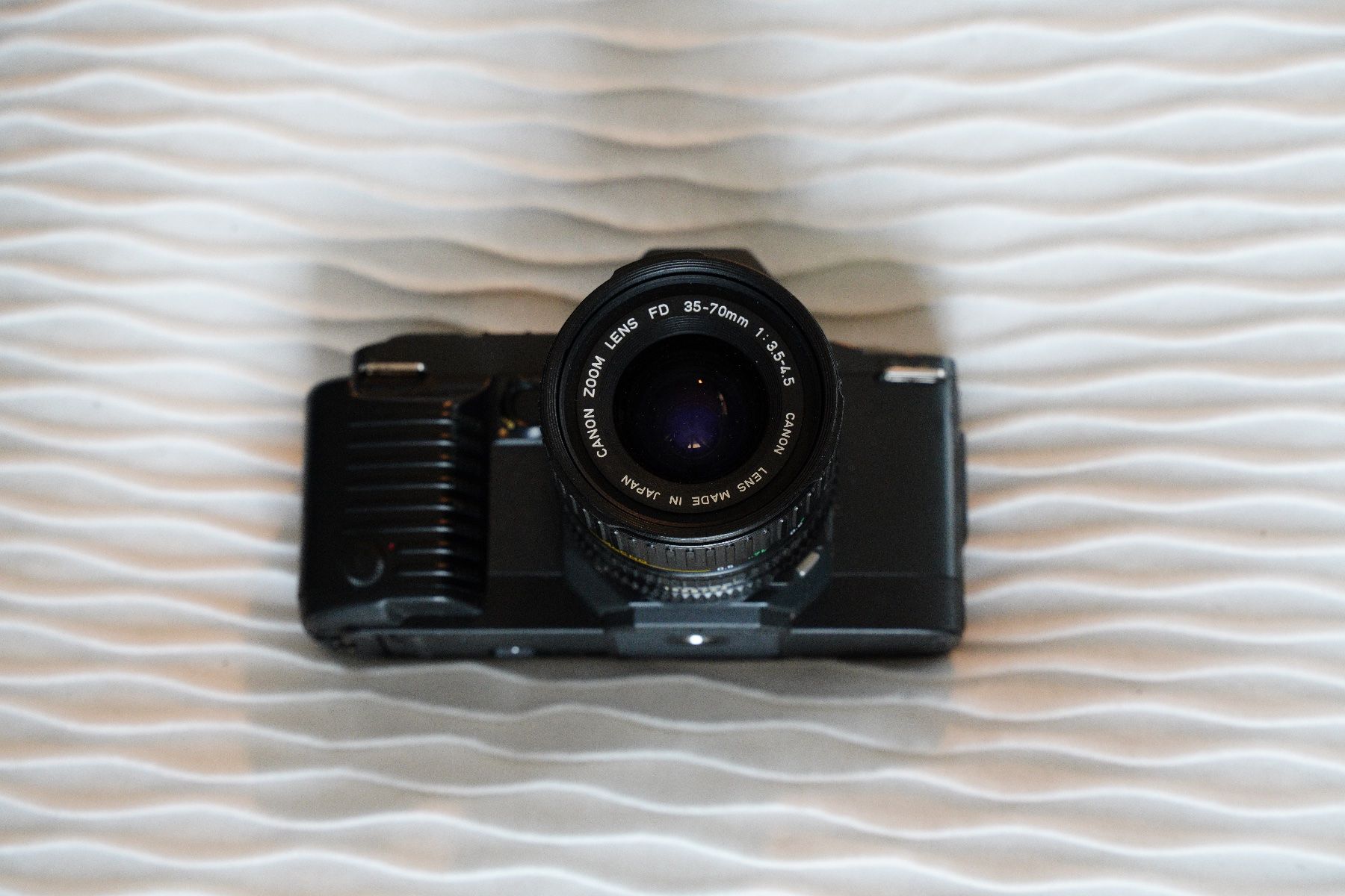 Canon Fotocamera: Canon T70 + 35-70mm 1:3.5-4.5 – Difettoso da Dagmersellen venduto da sim_zqh8