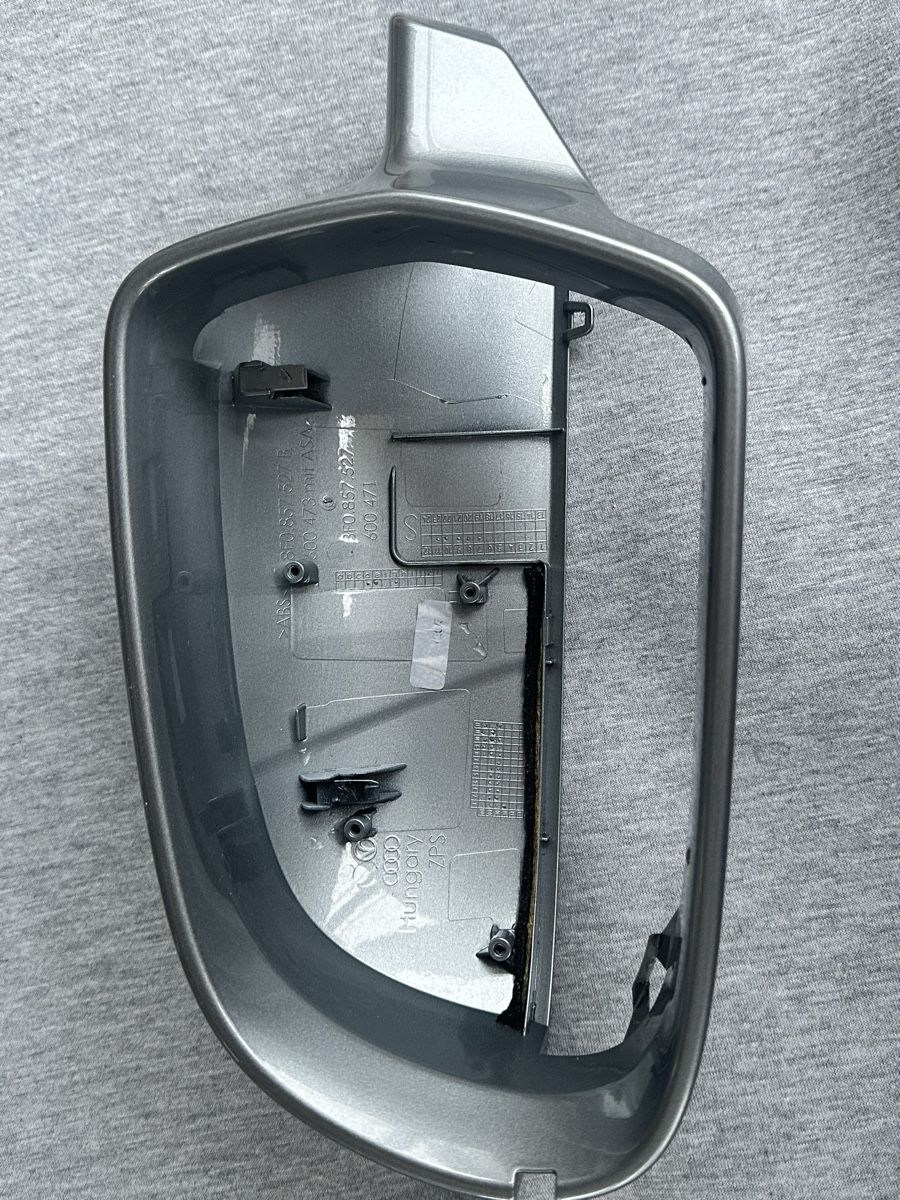 Alle Autoersatzteile: Audi A5 - Coques de rétroviseur avec Side Assist – Gebraucht aus Vésenaz von pgo_l6rl 2