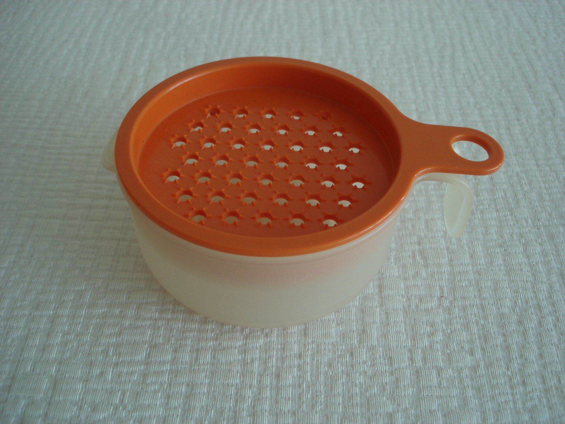 Tupperware Contenitori & Simili: Tupperware Küchenperle 3 in & , Massbecher 3er Set – Usato da Regensdorf venduto da anna059 5