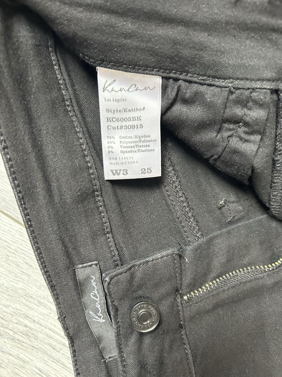 Jeans: Short KanCan noir déchiré – Usato da Genève venduto da and_k79x 1