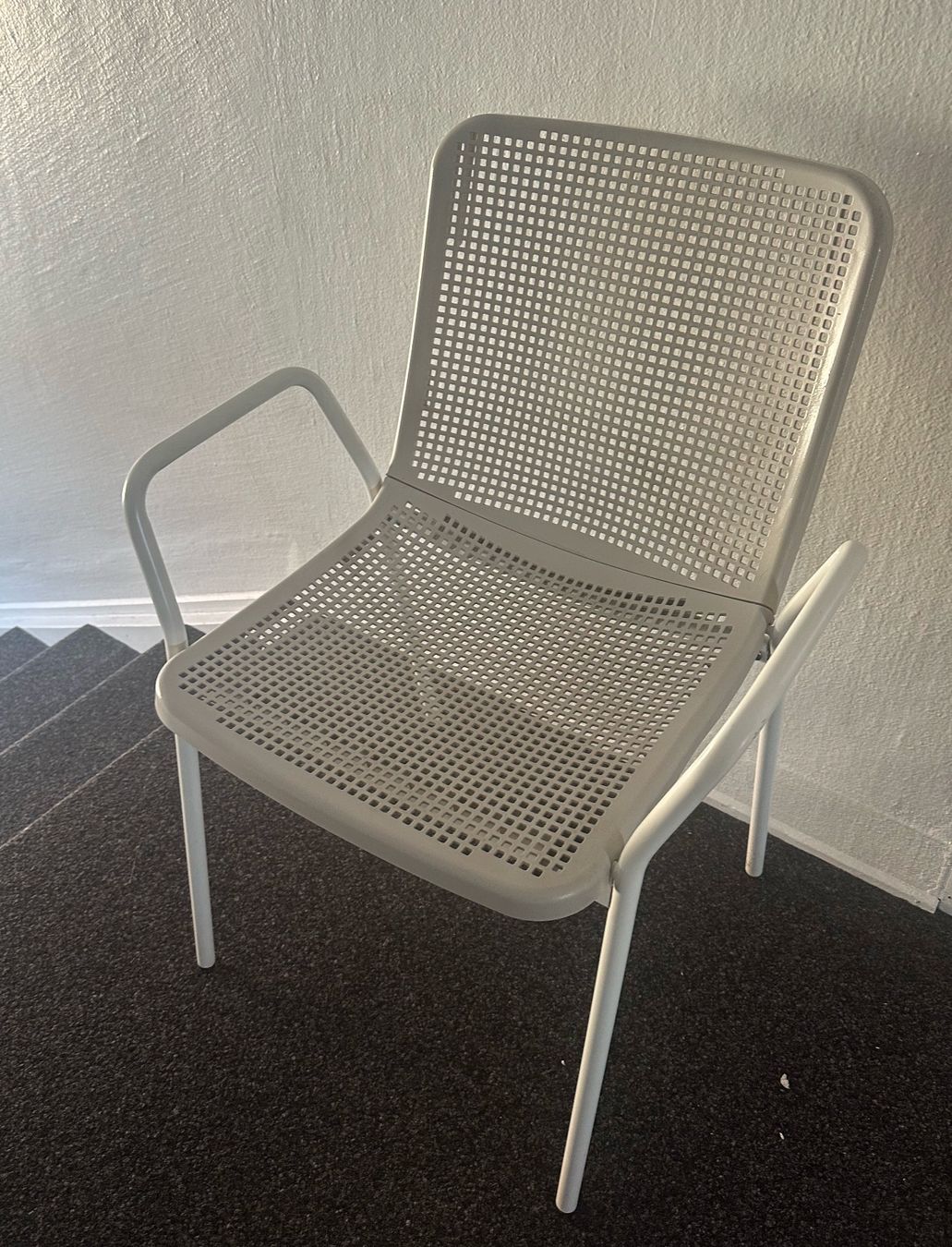 Ikea Chaises: 4 x Stabile IKEA Torparö Gartenstühle – D'occasion à Flawil par mar_9chb 3