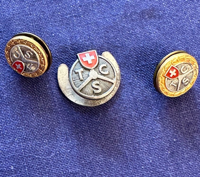 TCS Abzeichen, Pin 3 Stück (Gebraucht) in Basel für CHF 3 – mit ...