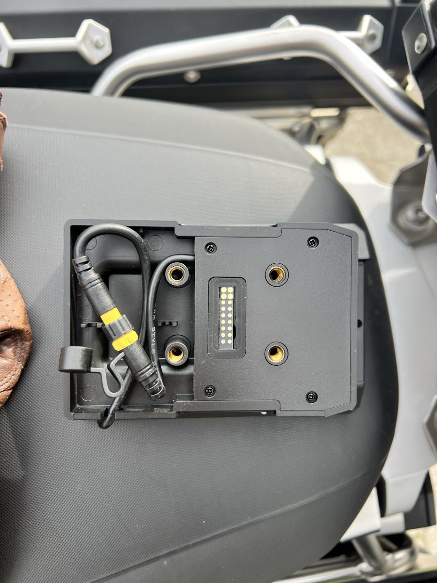 Navigationsgeräte: Carpuride Motorrad Display (BMW) – Gebraucht aus Wädenswil von mar_8vqr 3