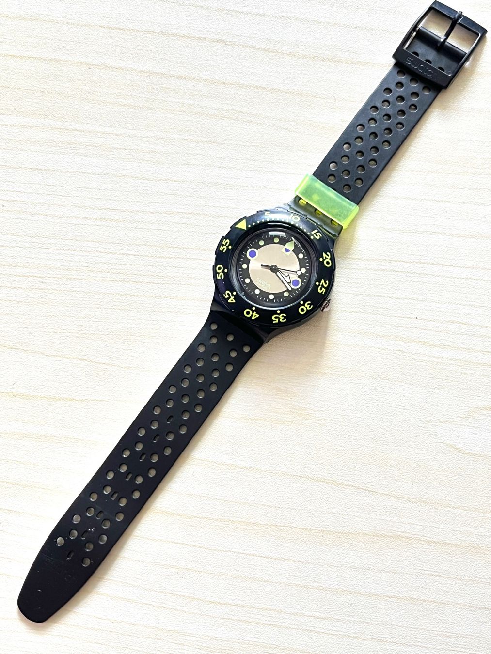 Swatch Orologi: Swatch Taucheruhr / Wasserdicht / Sommer-Design – Usato da Grenchen venduto da chththl 1