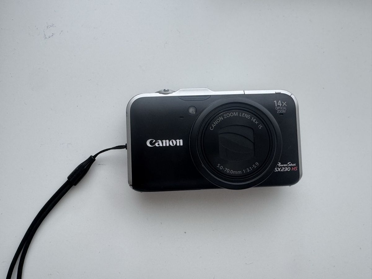 Canon Kamera: Canon SX230HS Digitalkamera – Gebraucht aus Solothurn von jgu_xfz2