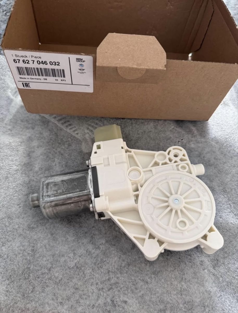 BMW Tutti pezzi di ricambio auto: BMW f33 Fensterhebermotor – Nuovo e nell'imballaggio originale da Bassersdorf venduto da Arben.05