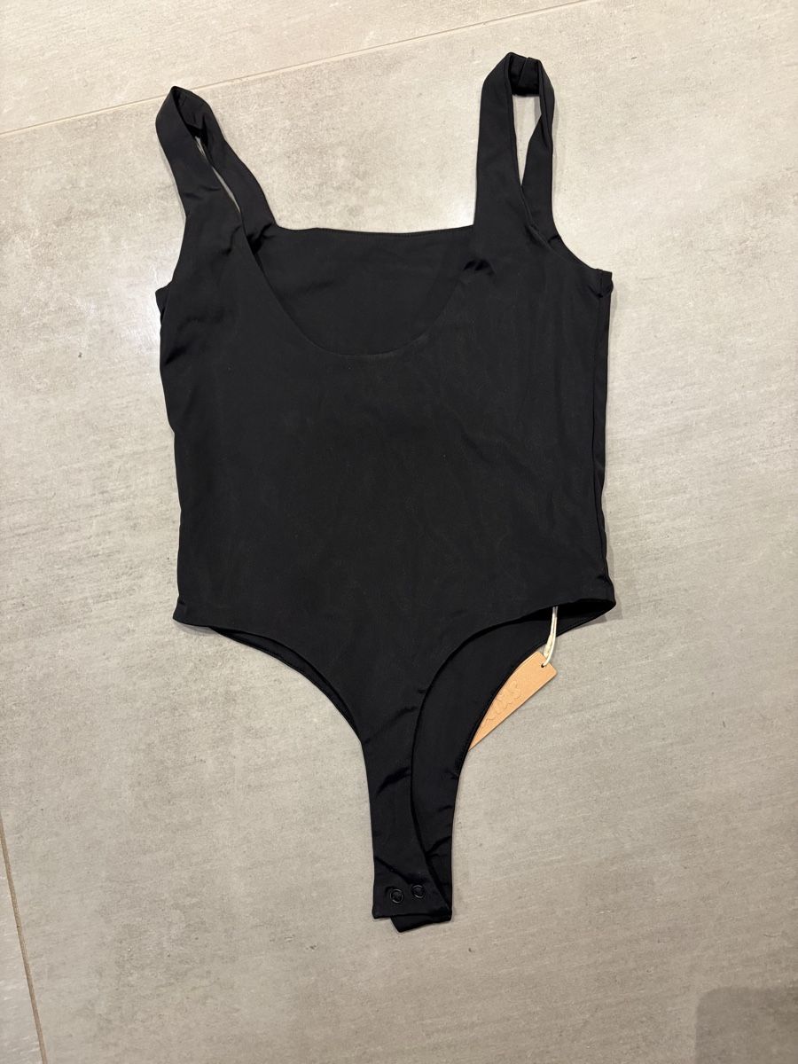 Skims Tops: Skims Body Grösse S – Neuf (Voir description) à Aadorf par tri_2nqz 2