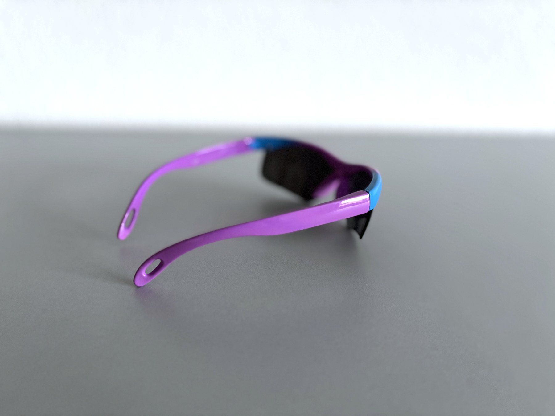 Occhiali & Lenti: Kinder Sonnenbrille / Kinderbrille – Usato da Holzhäusern ZG venduto da paula_w 1