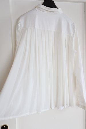 schöne Bluse, Avant Premier, M / 40, weiss, elastisch