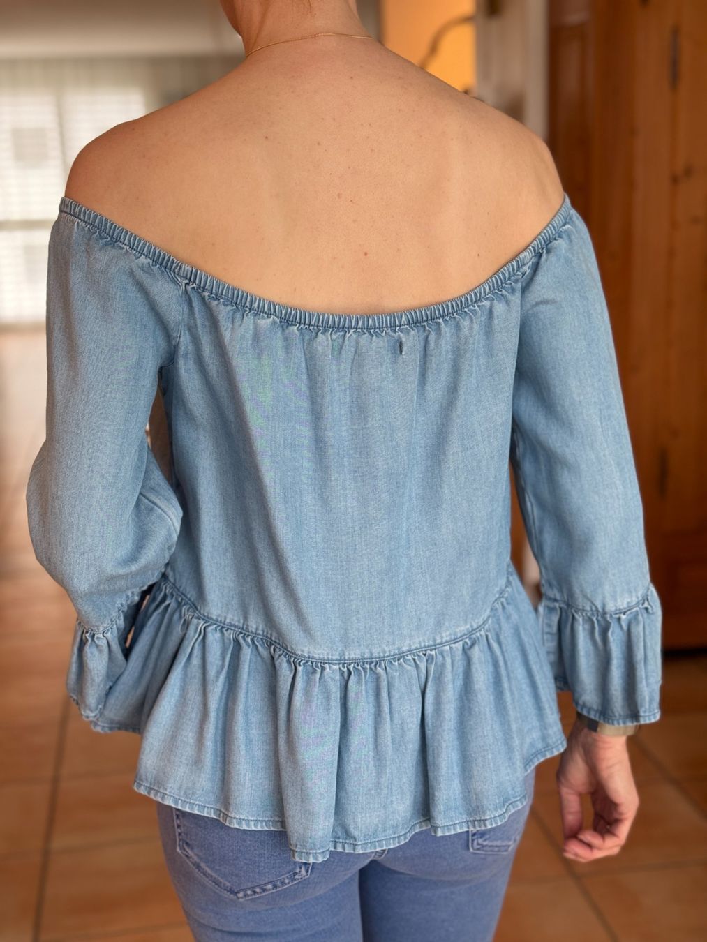 Guess Camicette: Bluse von GUESS – Usato da Bubikon venduto da toro66 1