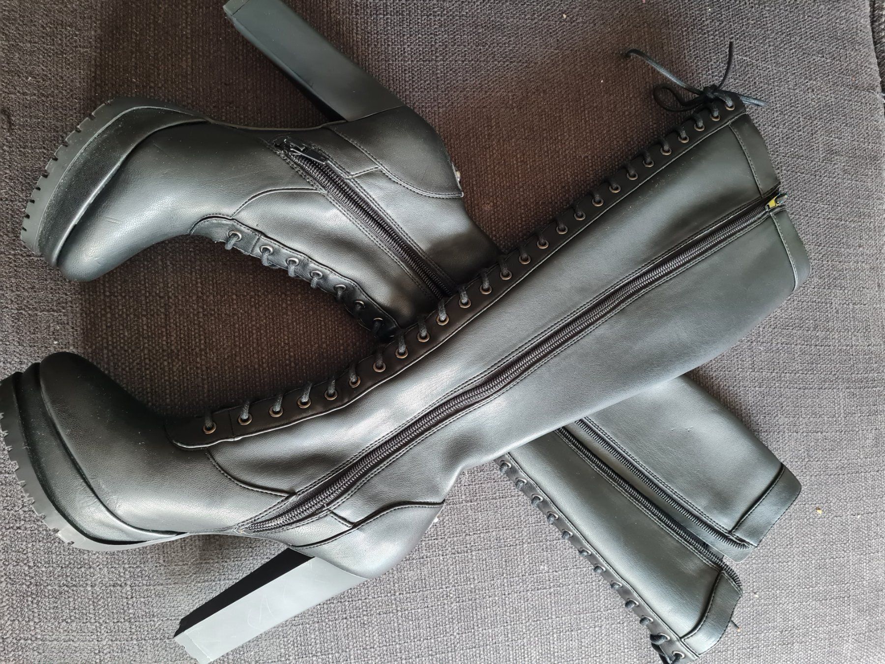 Scarpe da donna: Bottes – Nuovo e nell'imballaggio originale da Grand-Lancy venduto da ana_7y2f 4