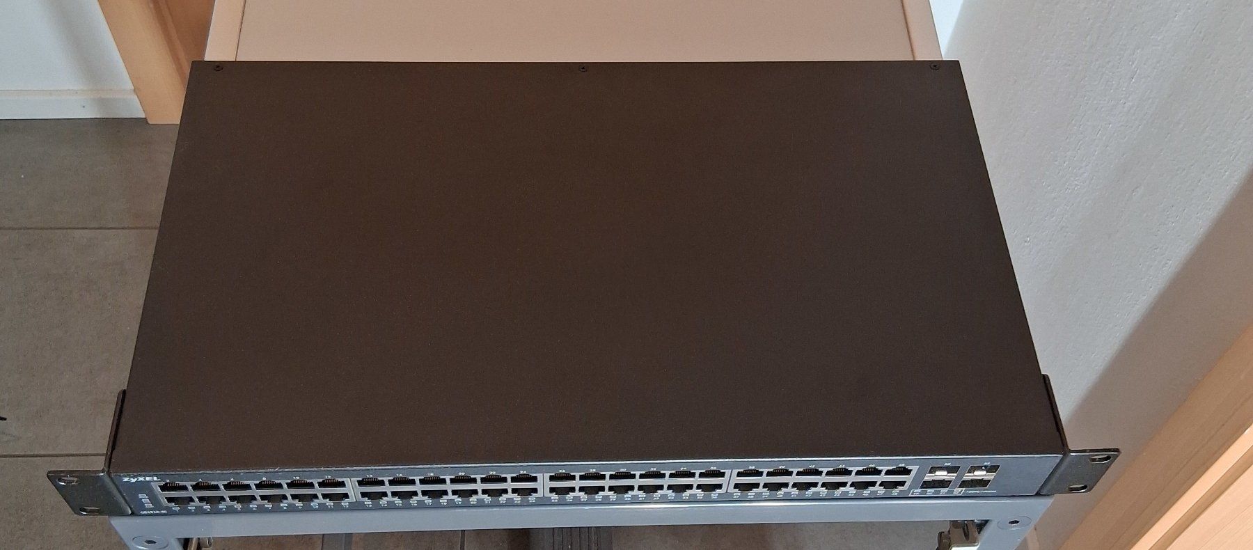 Cisco Hubs & Switches: Switch 10 Gbit/s – D'occasion à innertkirchen par gold242 1