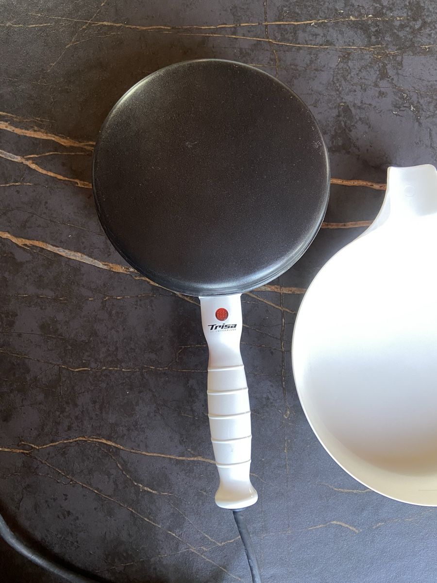 Trisa Appareils de cuisine: Machine à crêpes  – D'occasion à Mont-sur-Lausanne par lau_2775