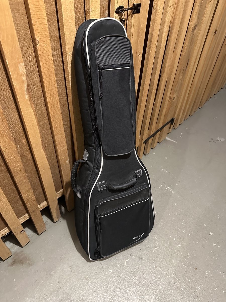 Strumenti musicali: Gitarre  – Usato da Nürensdorf venduto da bar_nd2y 3