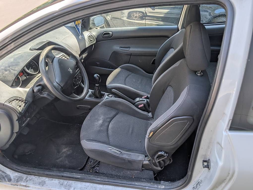 Autos: Peugot 206+ – Gebraucht aus Amsteg von jel_wq89 1