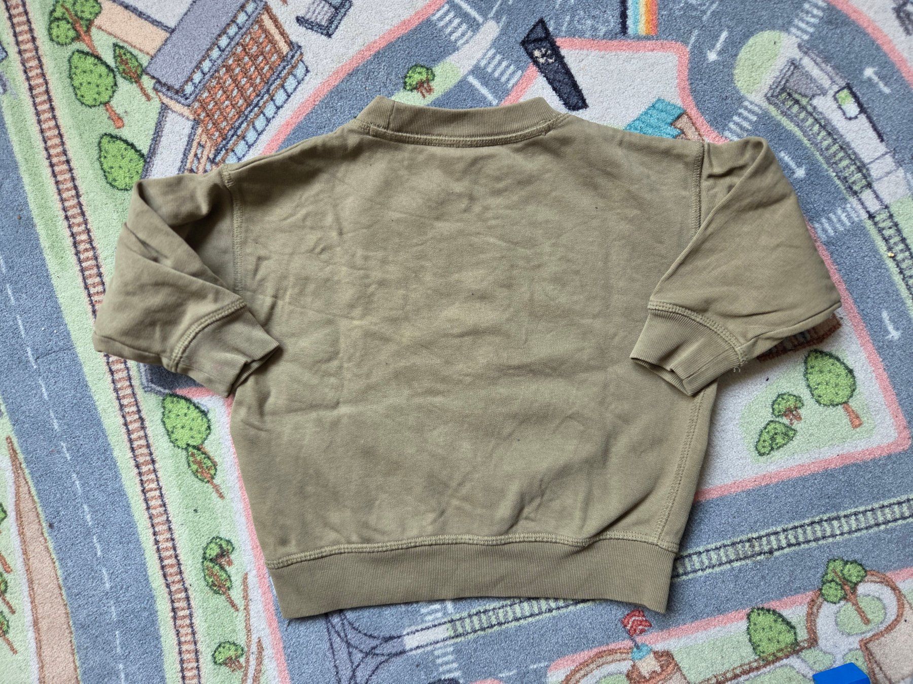 Arket Maglioni & Felpe: Kinder Sweatshirt Gr 86/92 Arket – Usato da Basel venduto da kat_69z6 3