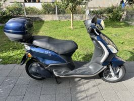 Piaggio Fly 125