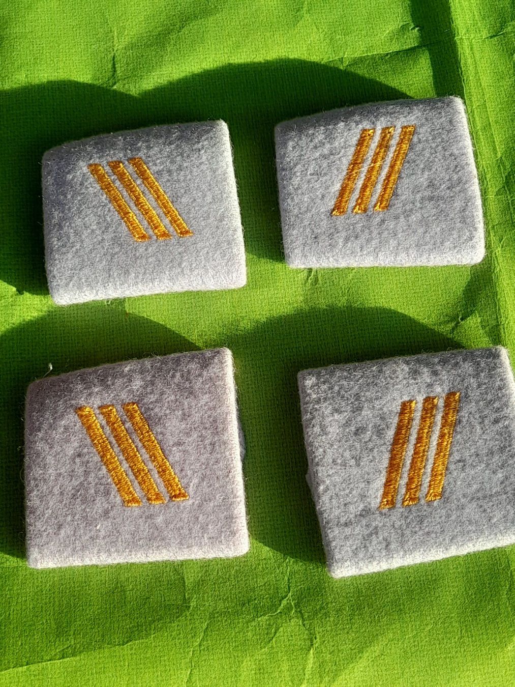 Schweizer Armee Placchette & Badge: Patten-Achselschlaufen Obergefreiter – Usato da Aeschi b.Spiez venduto da 52_wochen 2