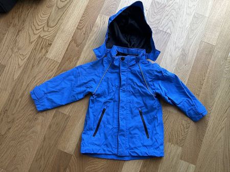 Regenjacke / Outdoorjacke in blau, Grösse 92