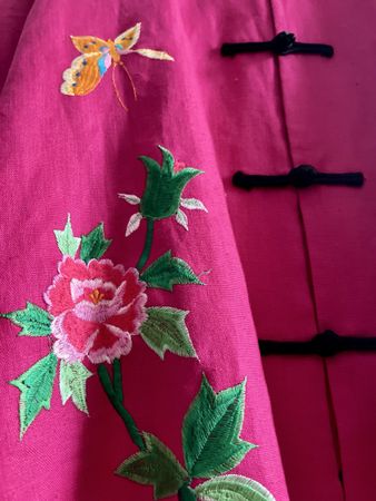 Pink-leuchtende Blumen-Jacke, handgemacht