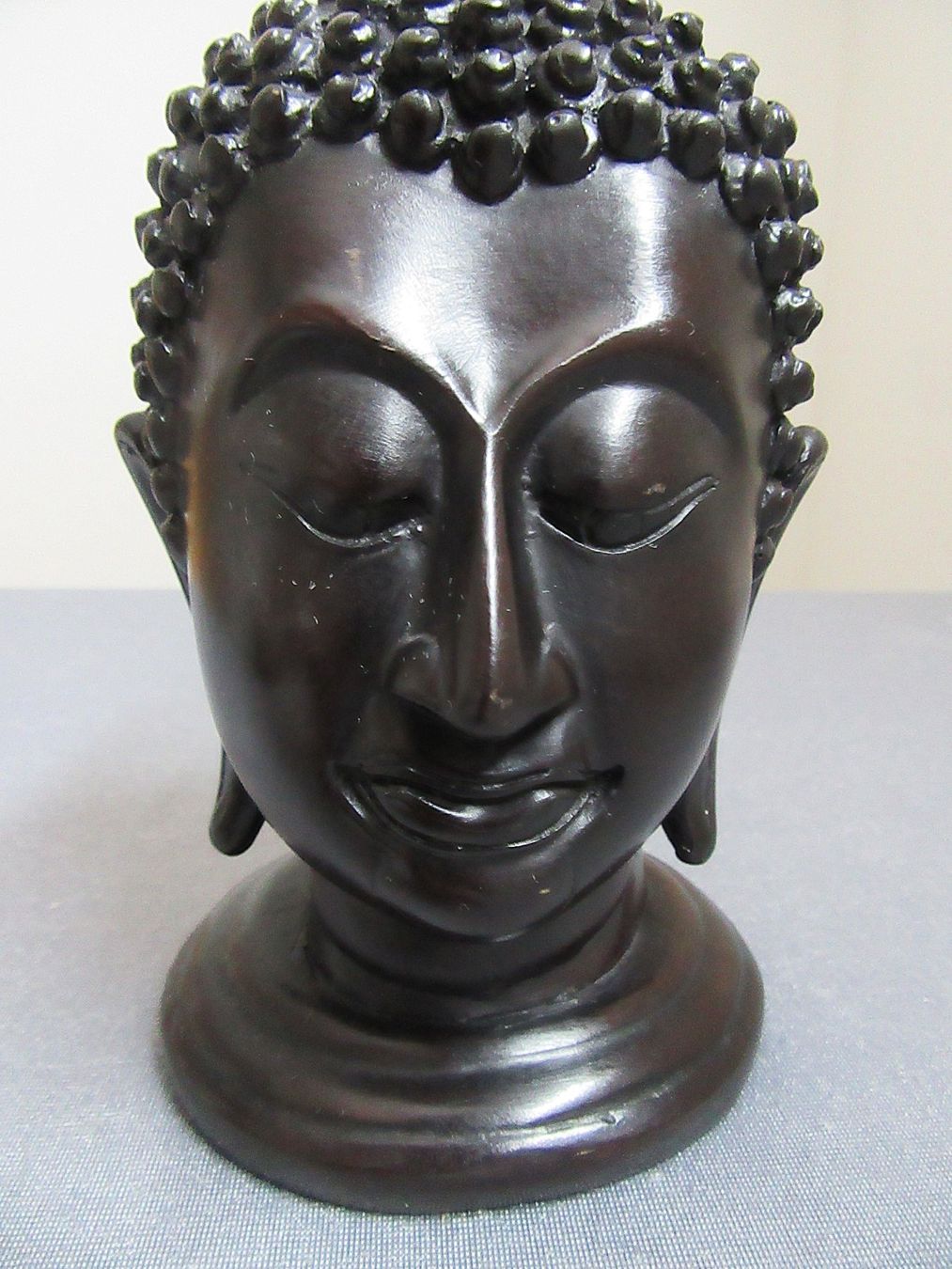 Skulpturen & Statuen: Buddhistischer Kopf  - Figur - aus hartem Kunststoff – Gebraucht aus Auenstein von Padabimbim 4