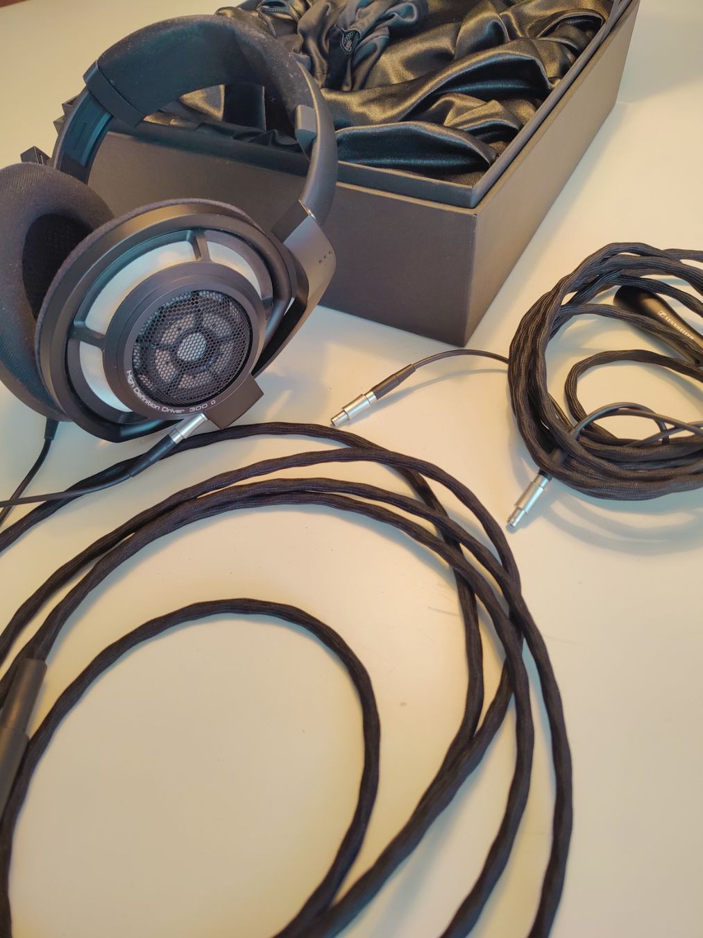 Sennheiser Cuffie: Sennheiser HD800S Kopfhörer, neuwertig – Usato da Brütten venduto da jon_wvw2