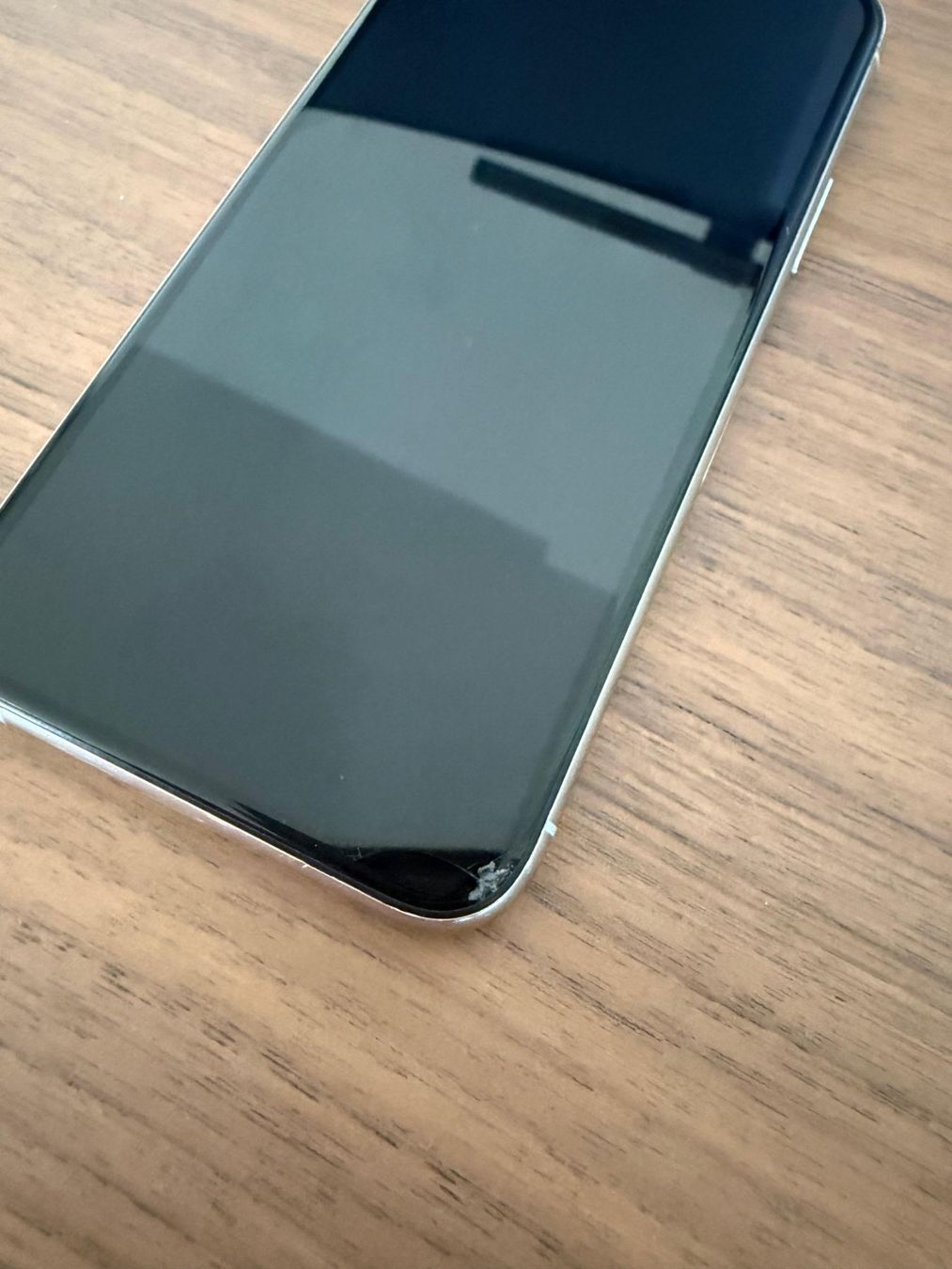 Apple Telefoni cellulari / Smartphones: IPhone 11 Pro 256 GB – Usato da Hünibach venduto da luuk00 2