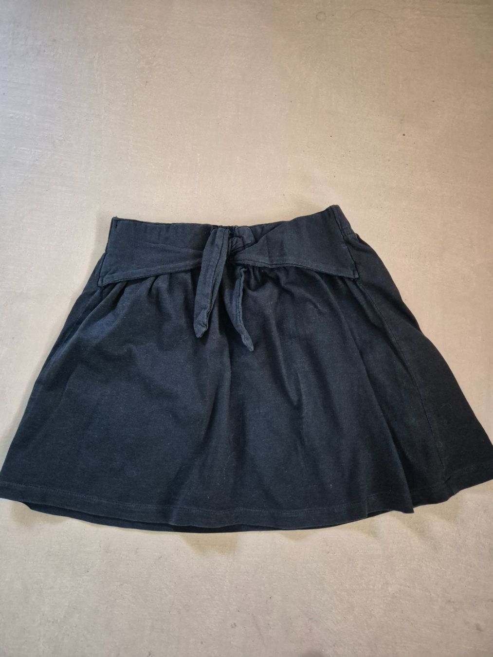 C&A Vestiti & Gonne: Jupe schwarz, Gr. 116   C & A – Usato da Dietikon venduto da grafad
