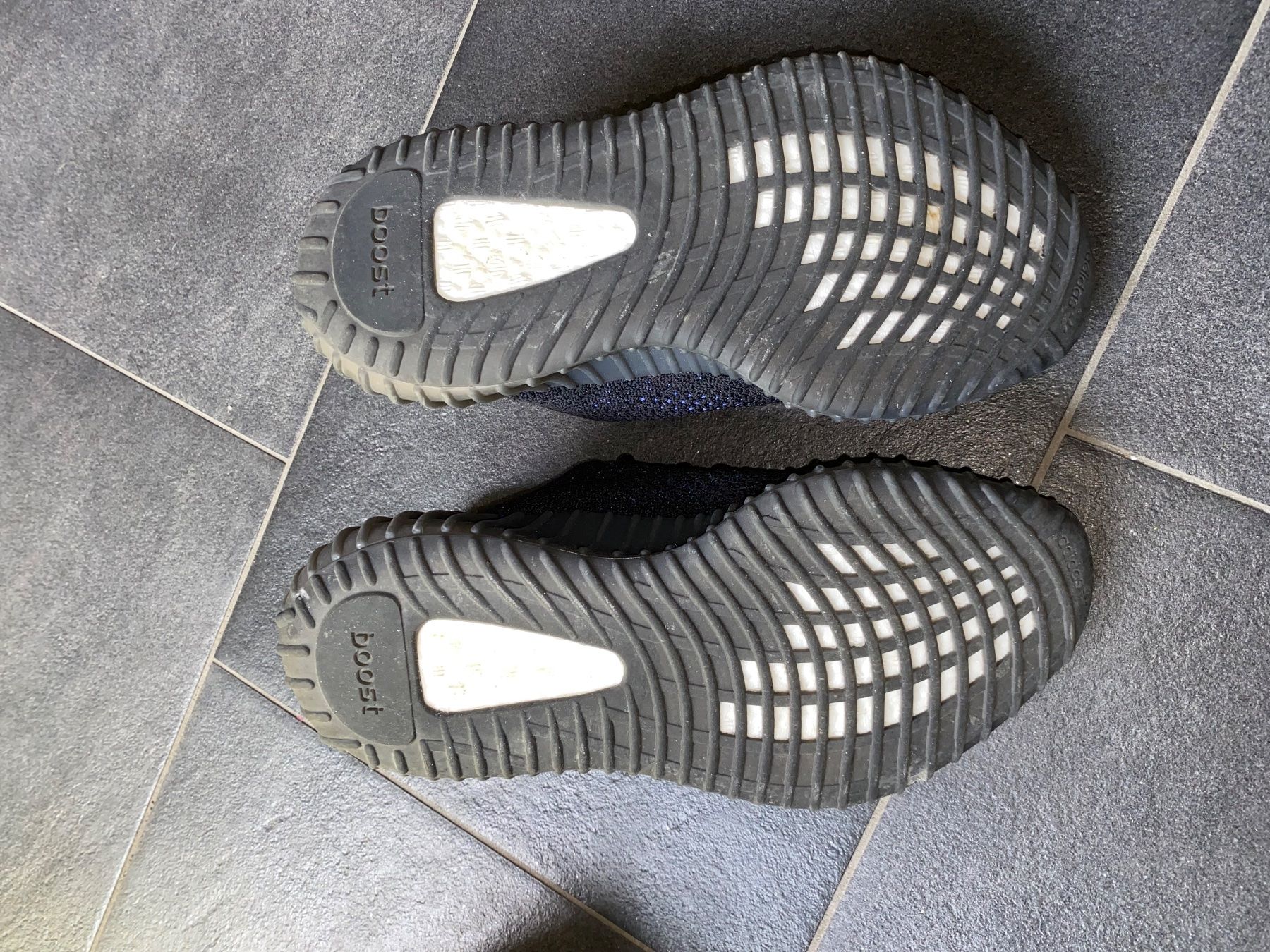 Adidas Scarpe da uomo: Yeezy Boost 350 V2 Dazzling Blue – Usato da Wil / ZH venduto da Fellow16 3