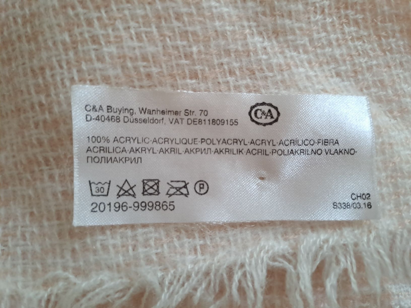 C&A Foulard & Sciarpe: Leichter Schal C&A zartrosa Fransen – Usato da Rickenbach LU venduto da bishiida 2