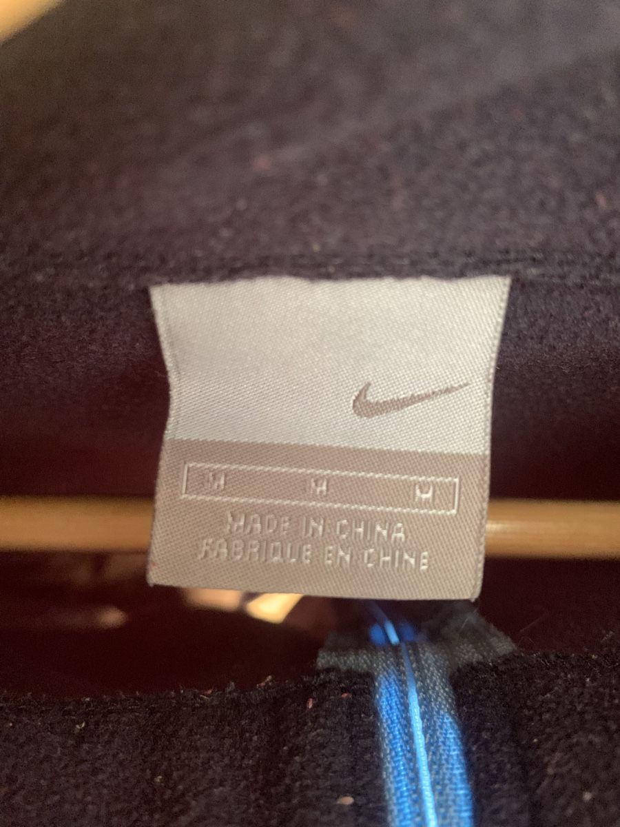 Nike Maglioni & Felpe: Nike Faserpelz – Usato da Zürich venduto da salosae 1
