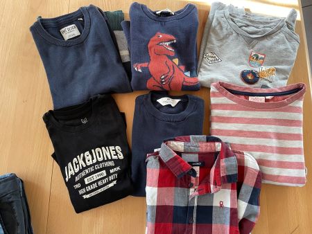 Kleiderpaket für Boys, Gr. 140, 7 Oberteile, 2 Hosen
