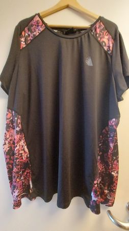 Sport T-Shirt Gr.XL Funktionsshirt Damen Brustweite 62cm