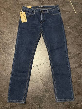 Neue Jeans, Grösse 46