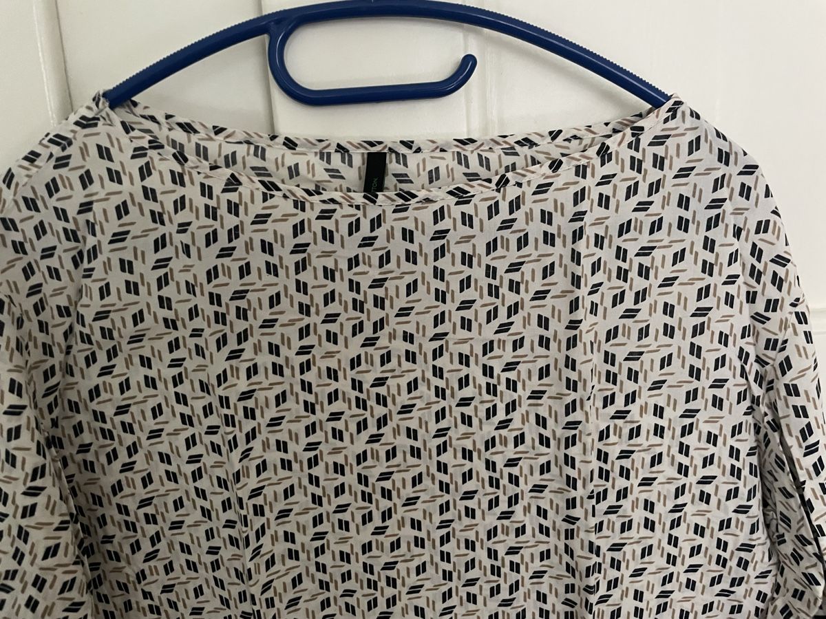 Benetton T-shirt: Tshirt Benetton – Usato da Bern venduto da Triici